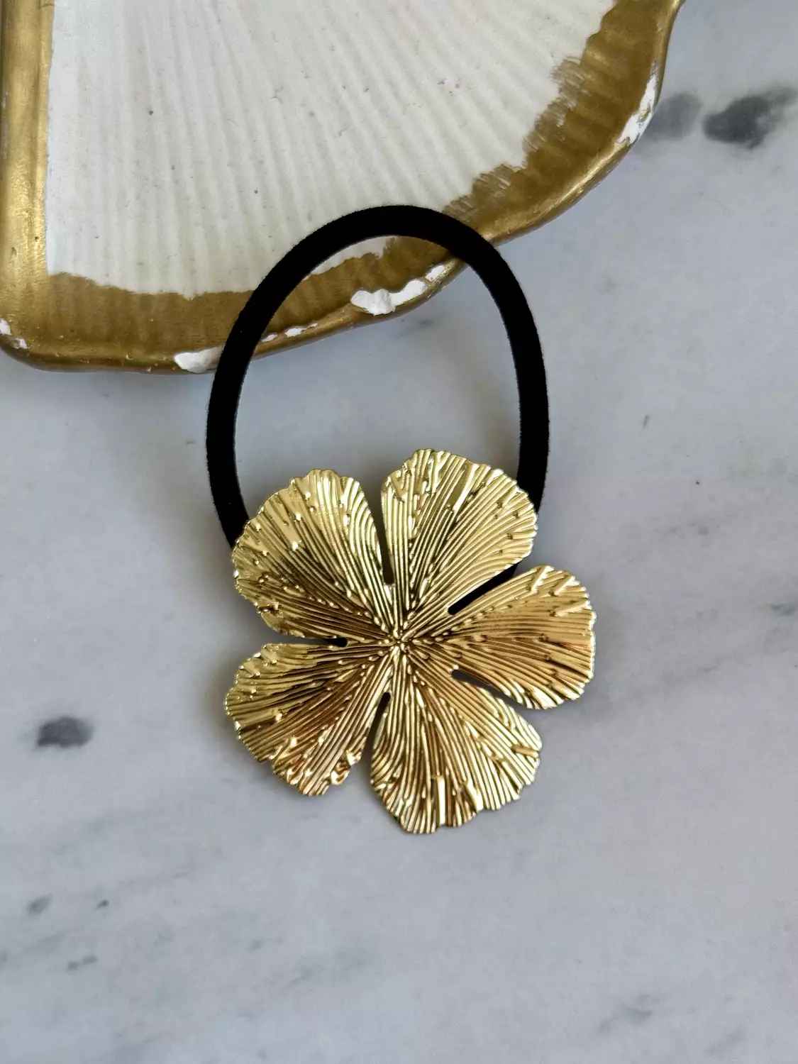 Gold scrunchie 18 image