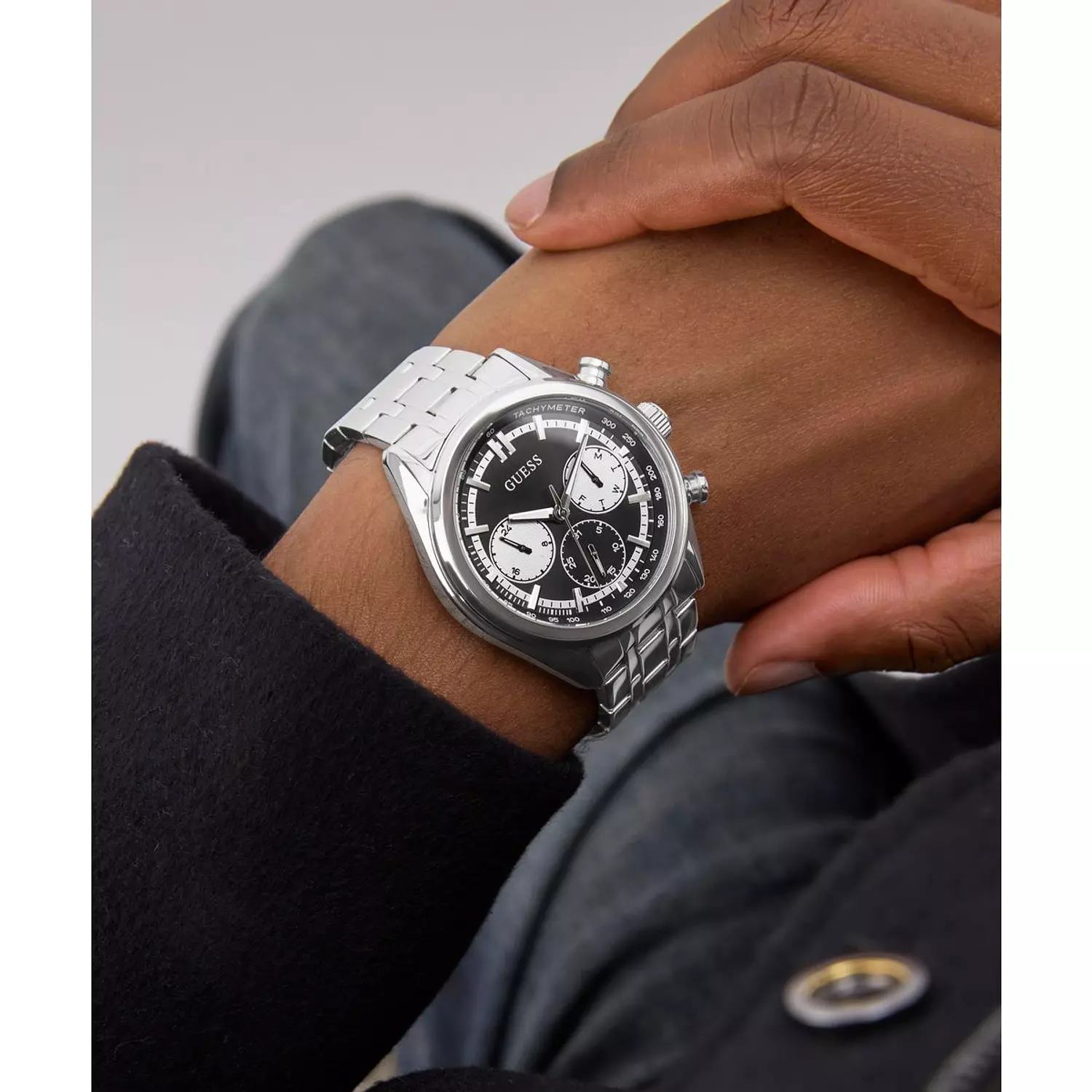 GUESS Mens Silver Tone Multi-function Watch Silver Tone Stainless Steel Bracelet GW0971G1 5