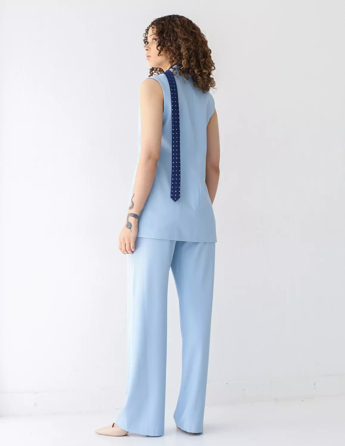 sky whisper long vest 2