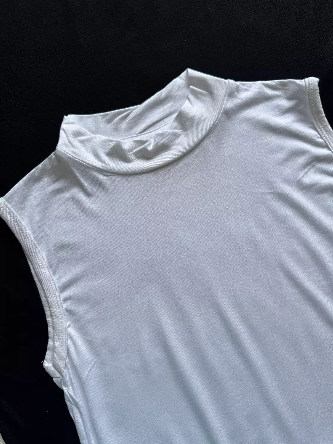 Body Sleeveless normal neck 2
