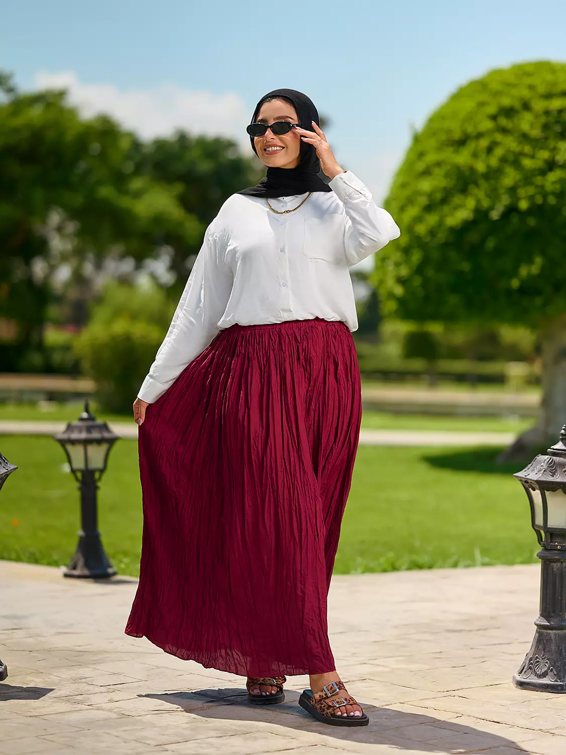 Crunchy skirt maroon  image