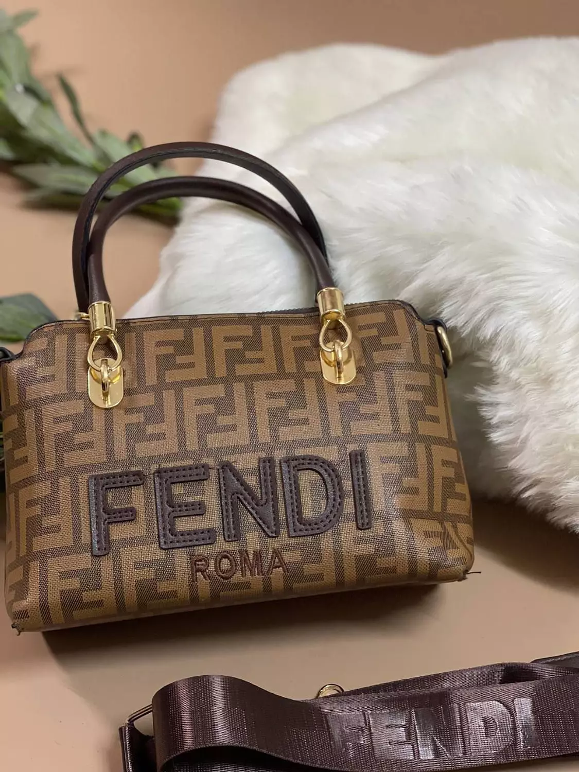 FENDI Bag image