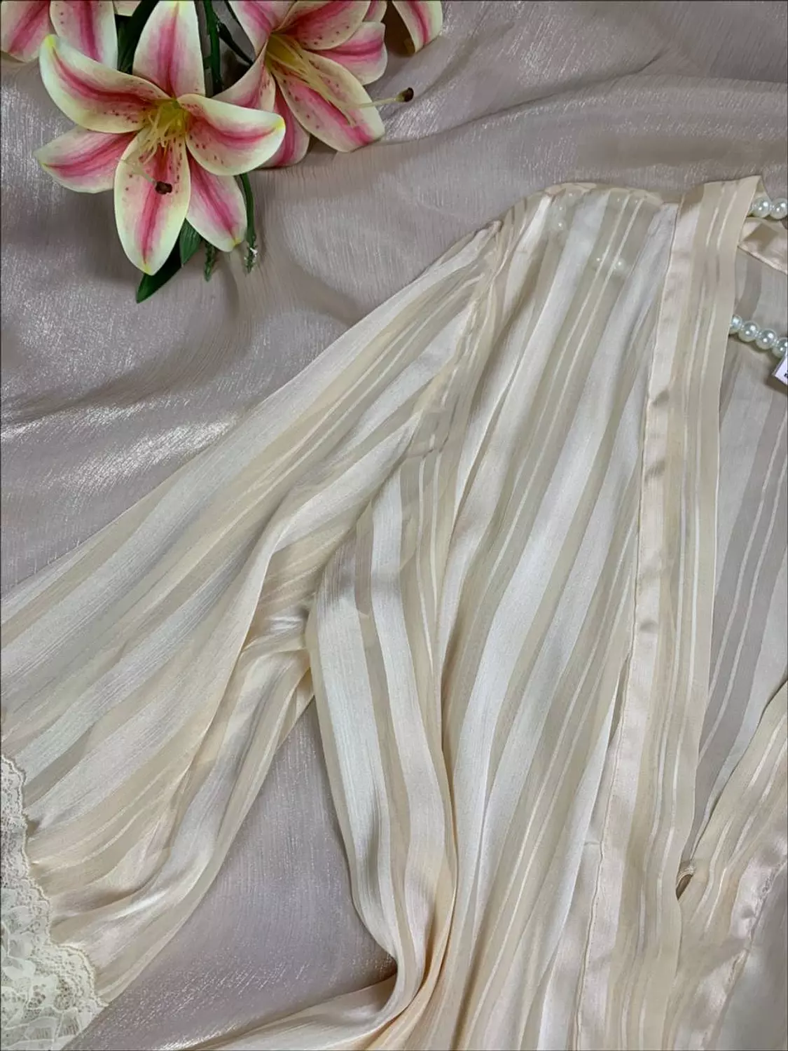 Elegant chiffon lingerie robe from Max   4