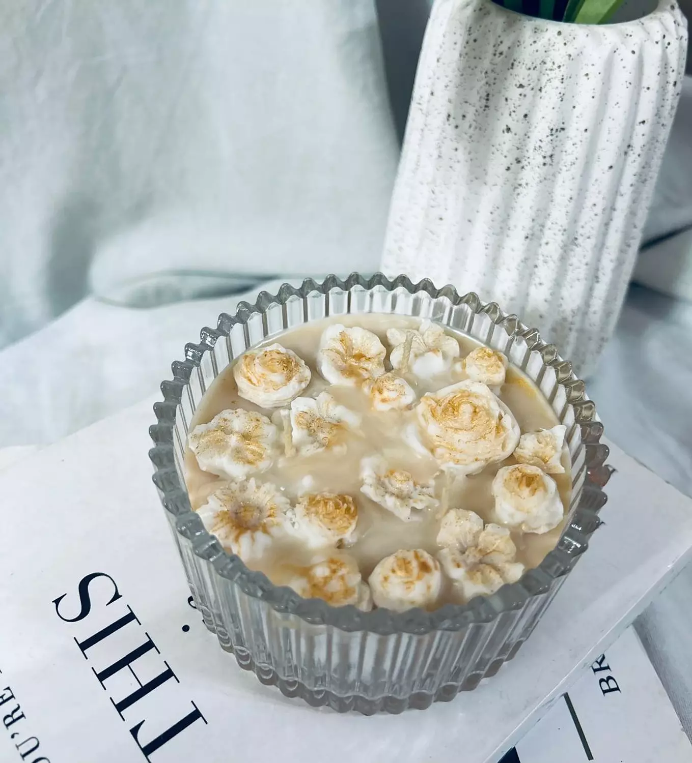 medium crystal jar image