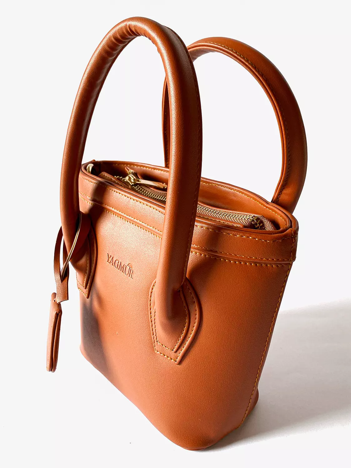 Camel Diamond bag 1