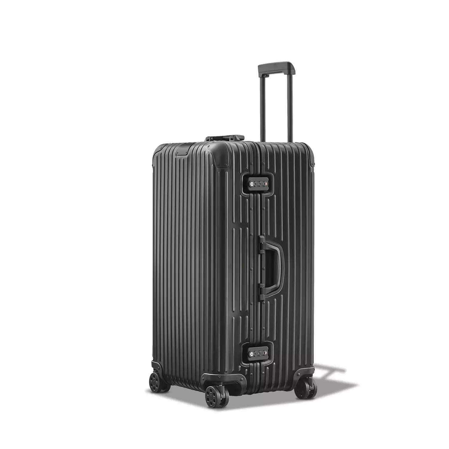 Rimowa Essential Trunk Plus suitcase in matte black 3