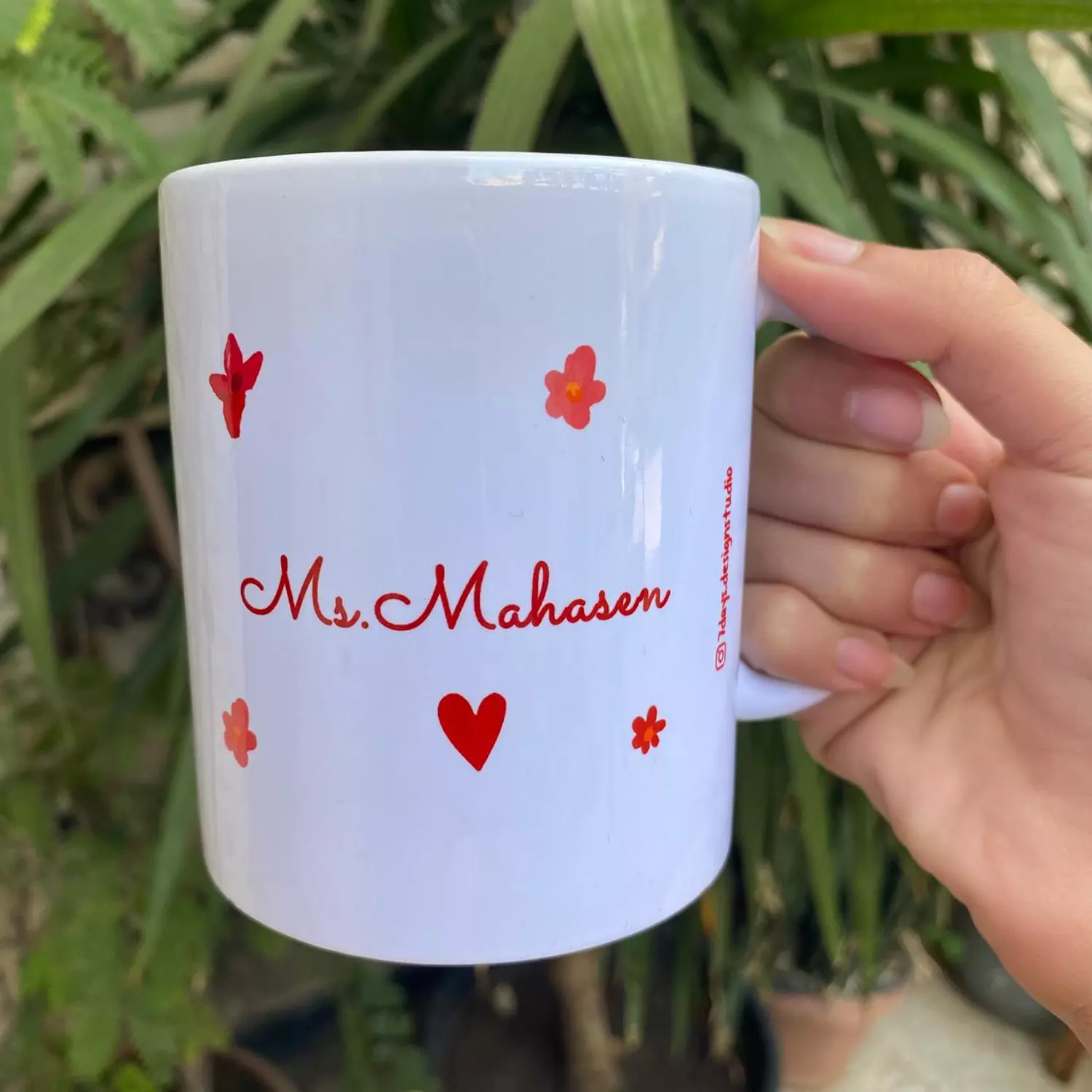 Brown Heart Flowers Gift Box     3