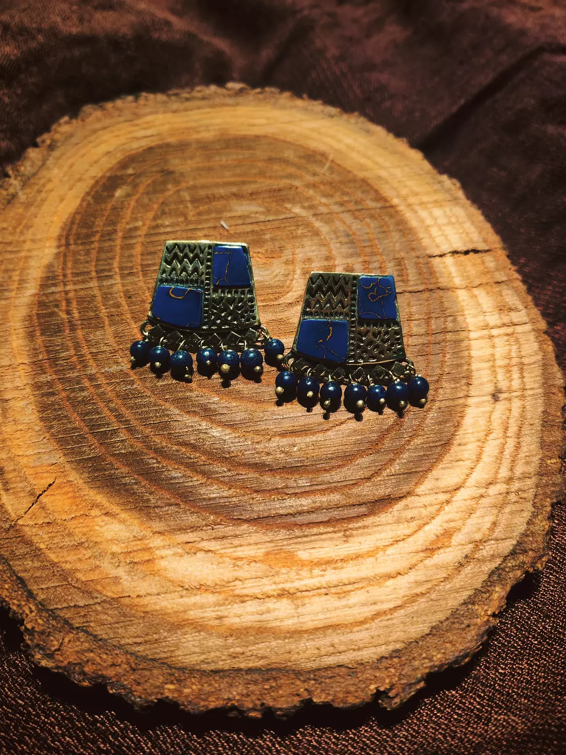 Brass earrings with blue stone 3