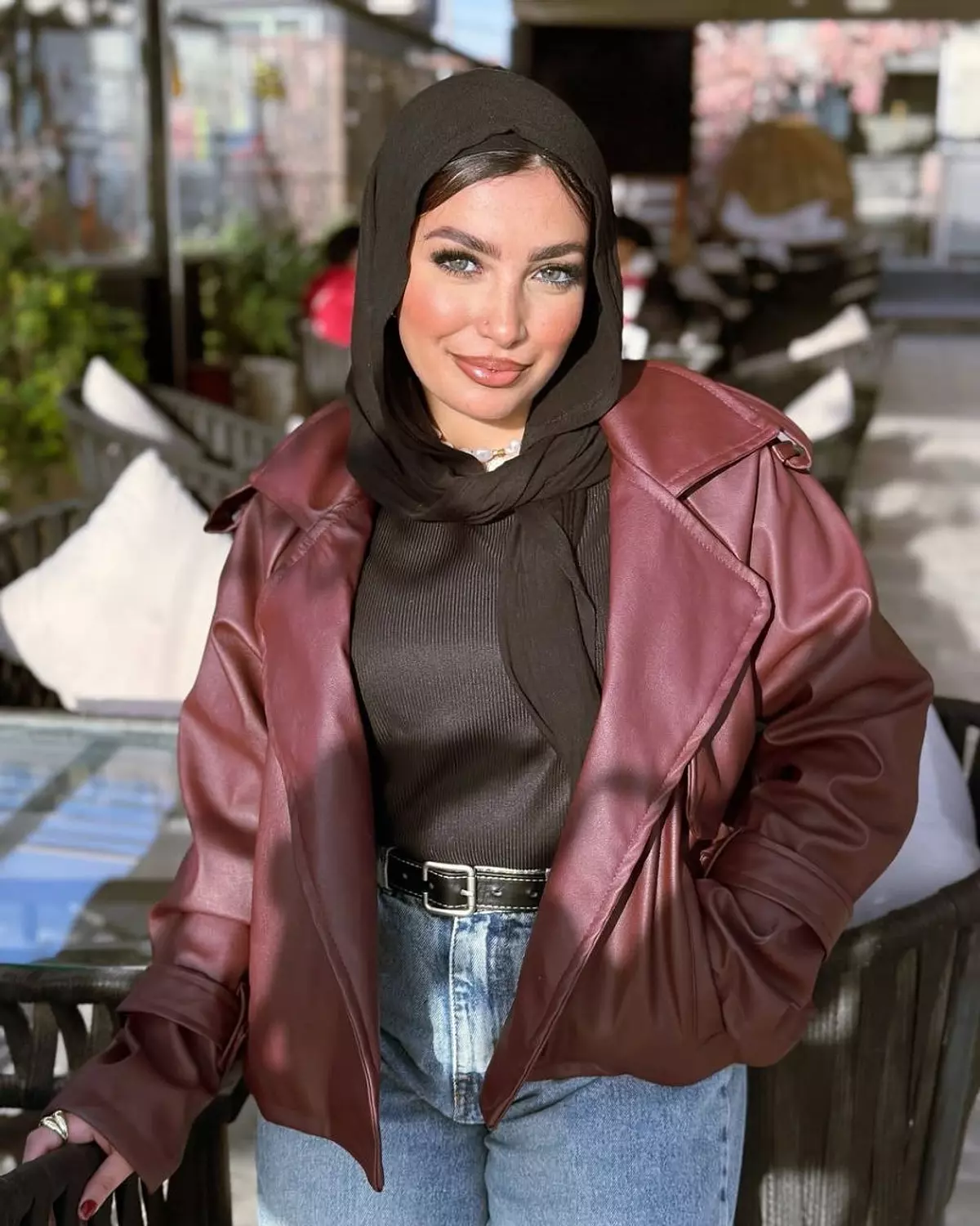 Cropped leather jacket  4