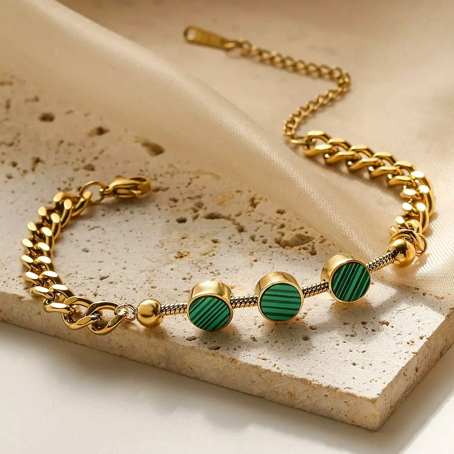 Triple round charms bracelet 3