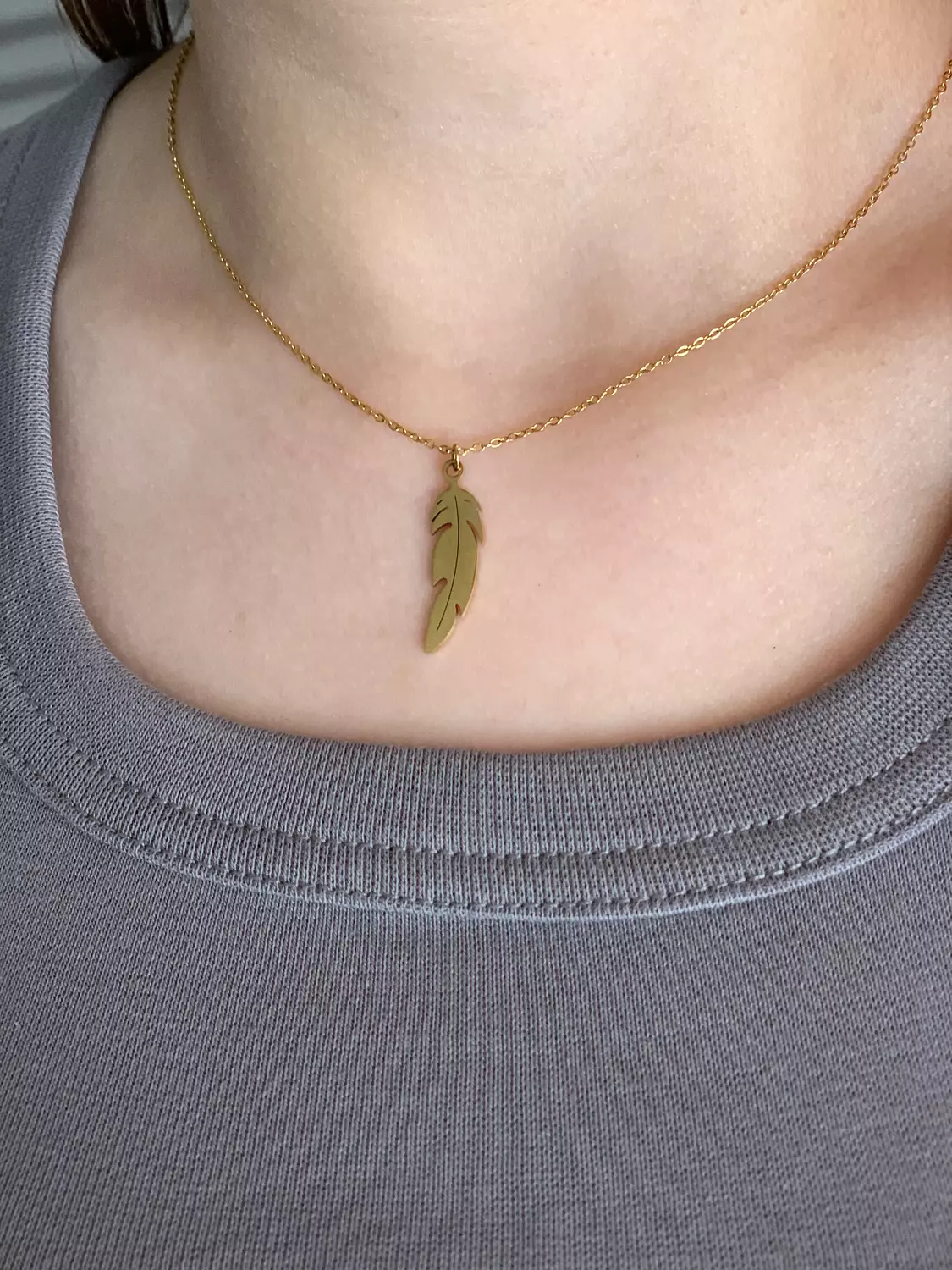 Resh necklace  image