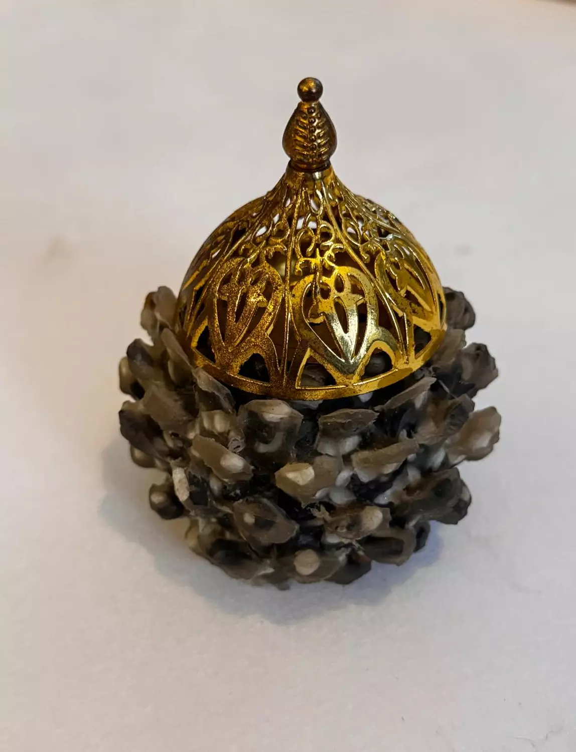 Decorative golden censers image
