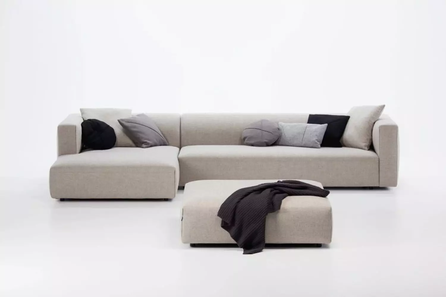 Nest Sofa hover image