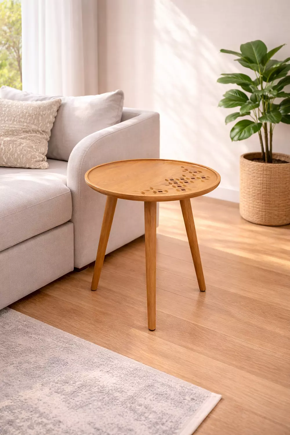 Quadra Side Table 1  hover image