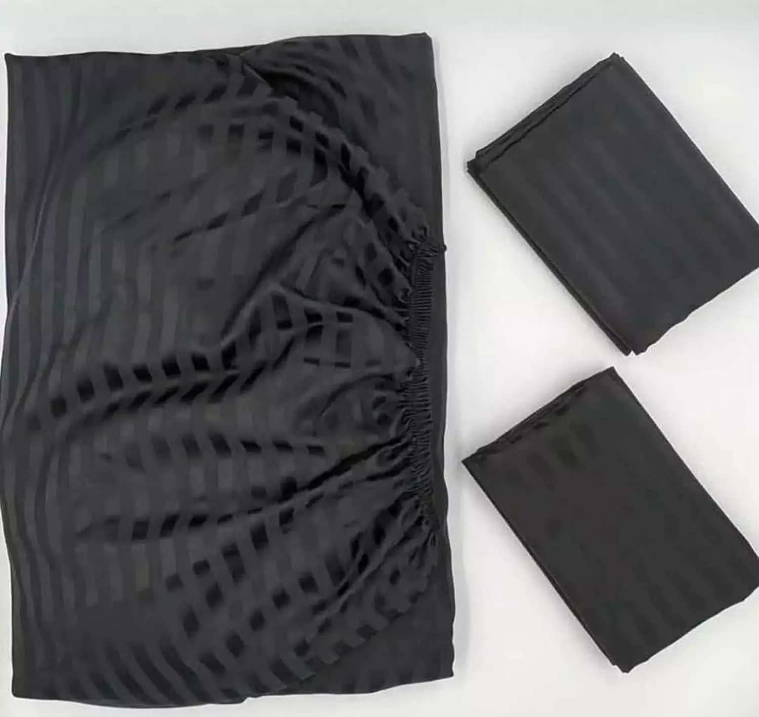 Stripe elastic sheet set hover image