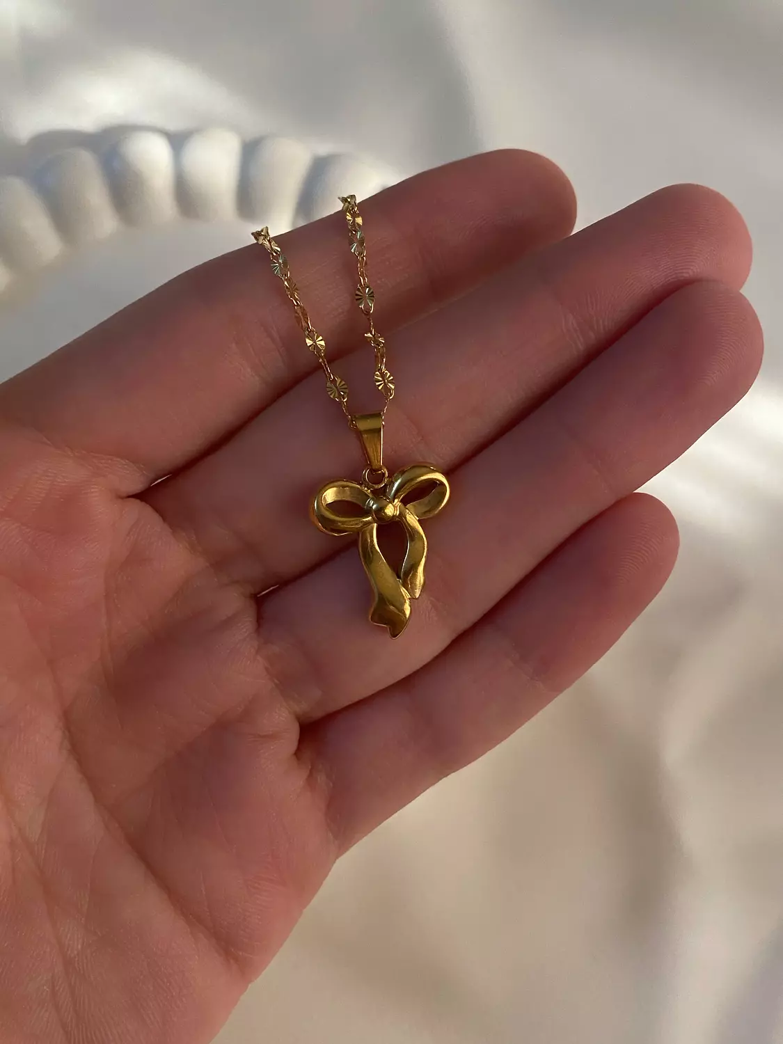 Bow Necklace 2