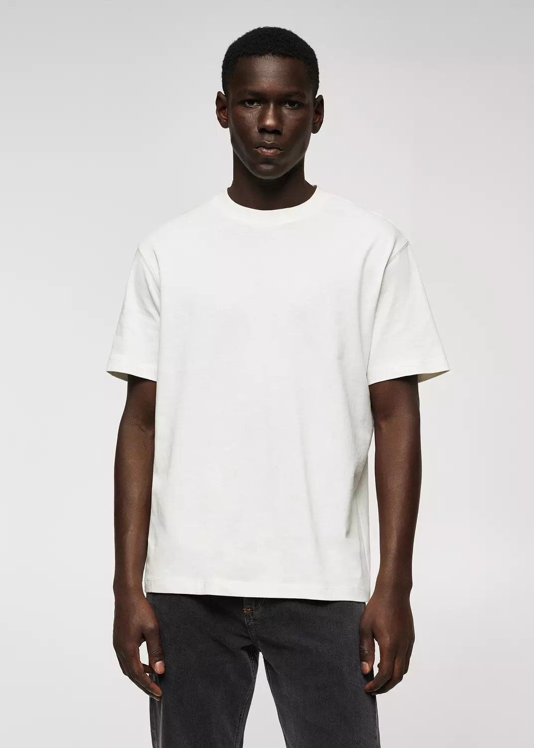 basic round neck 2