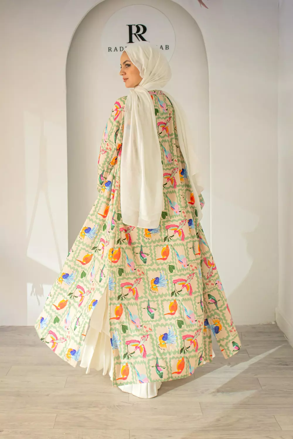The magic bird cardigan image