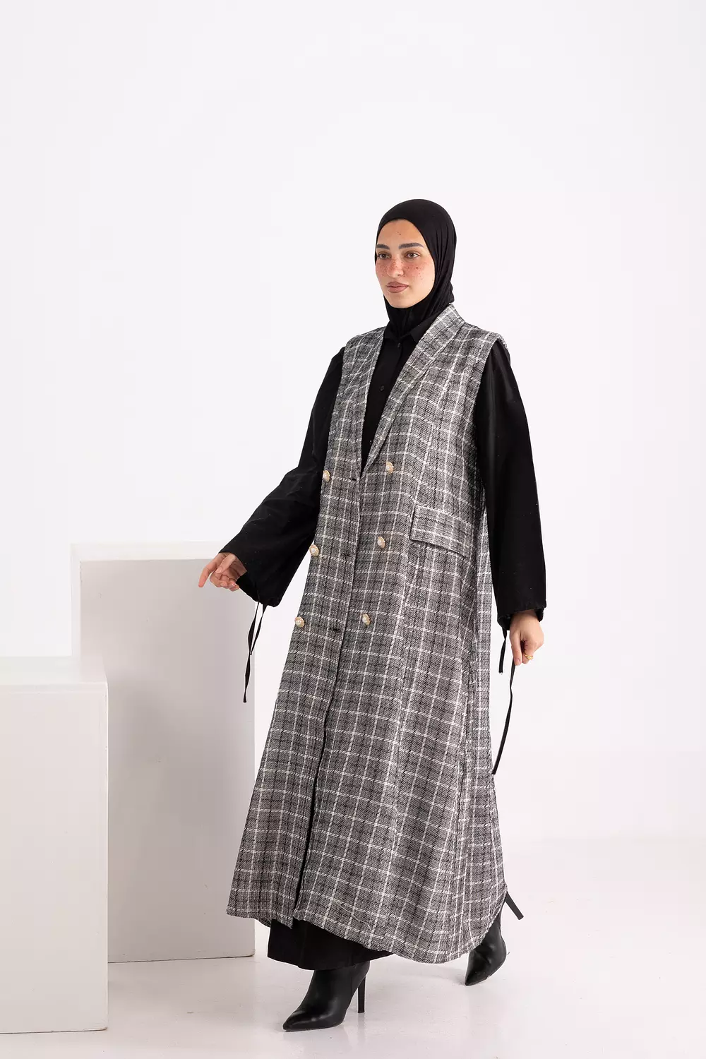 Velora Long Vest 8