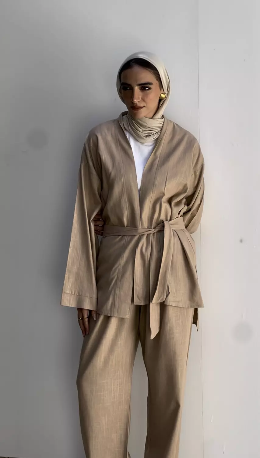 Linen Set in Beige 2