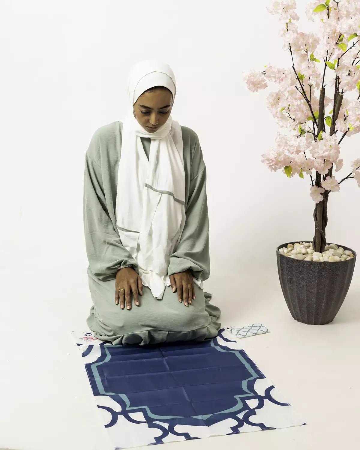 banner image for Nūn-نون Prayerwear 