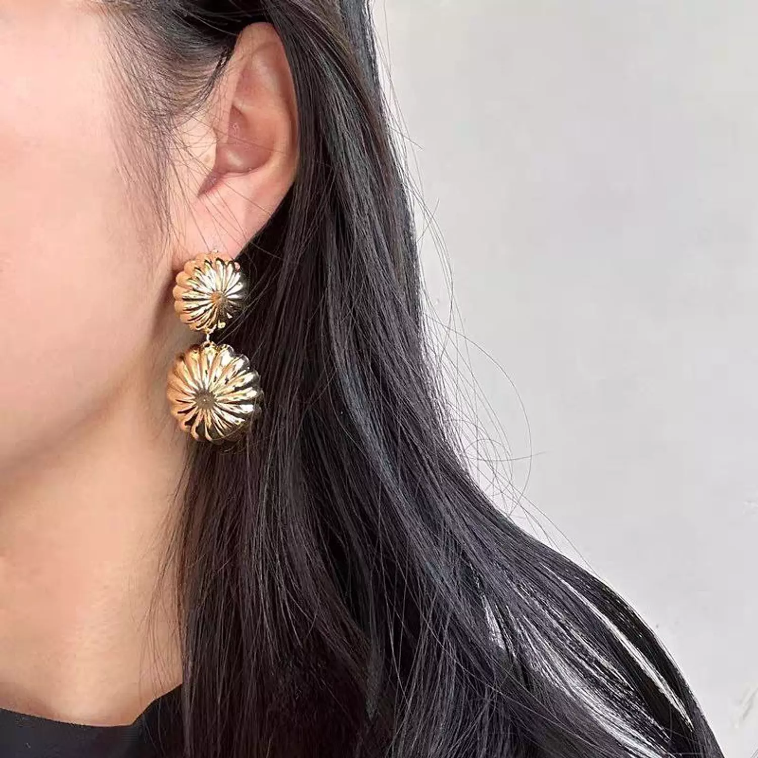 Double Round Earring 1