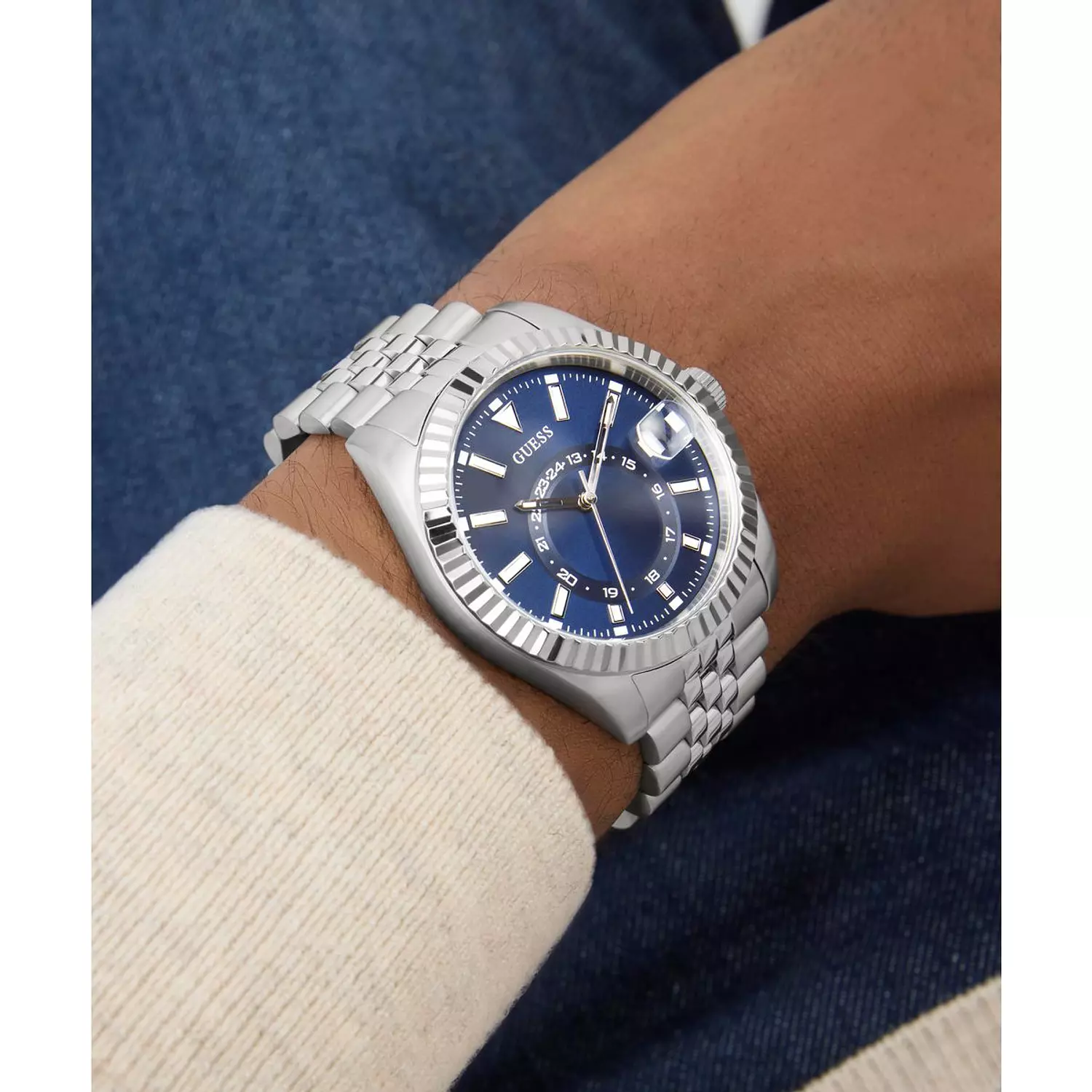 GUESS JADEN Men Silver Tone Multi-function Date Watch Silver Tone Stainless Steel Brushed/Polished Bracelet 6