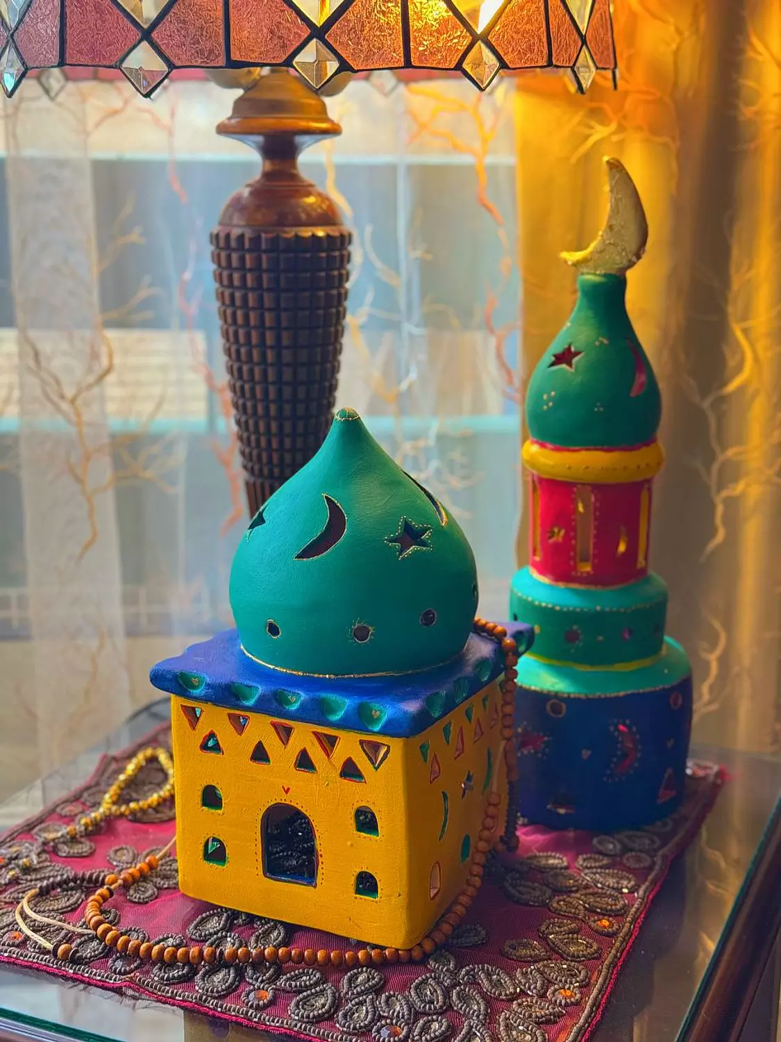 Large Maazana with gold Hilal 4