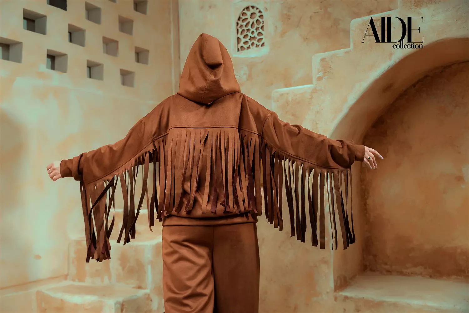 Swedy suit hover image