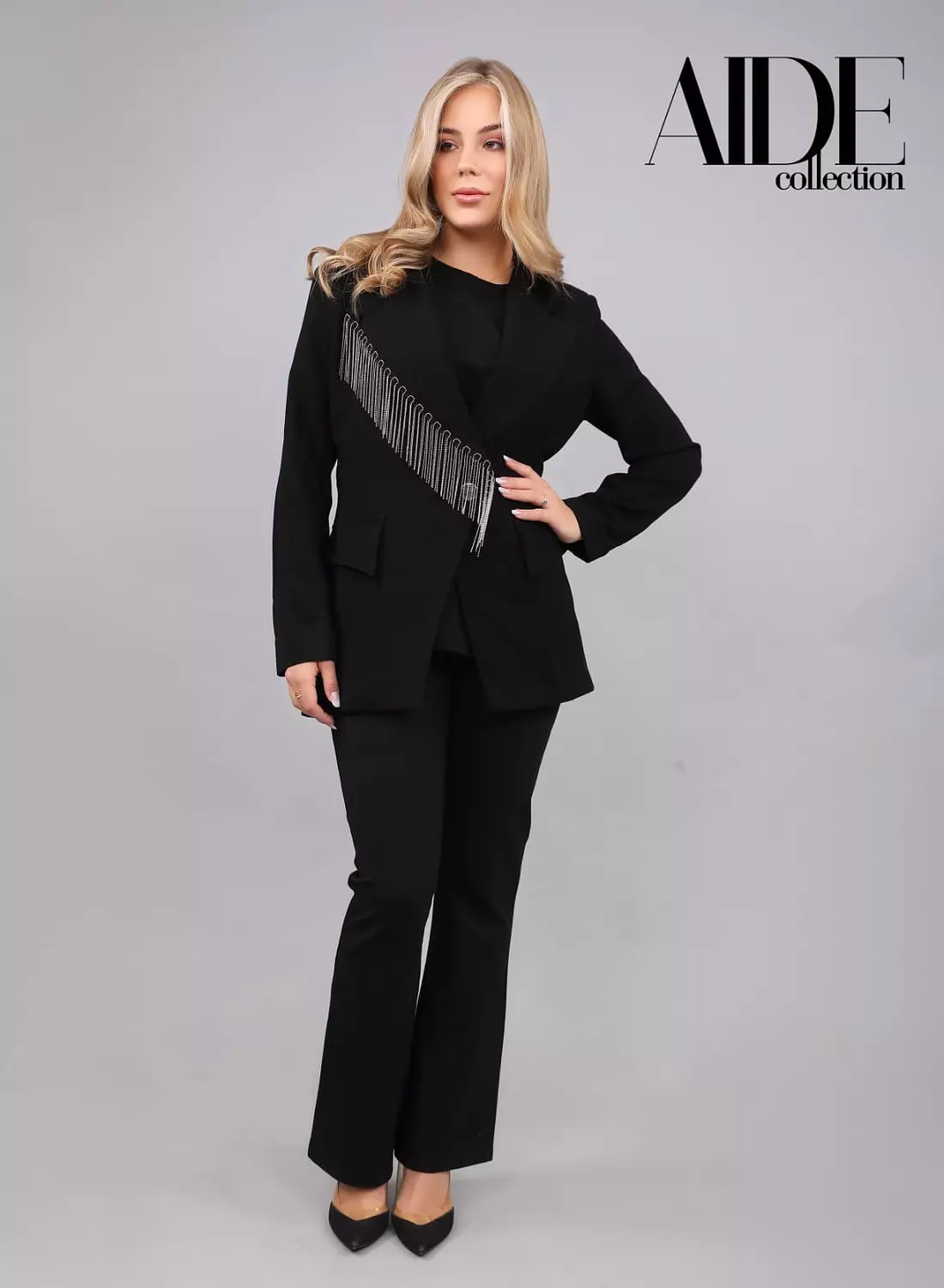 Metal jacket  hover image