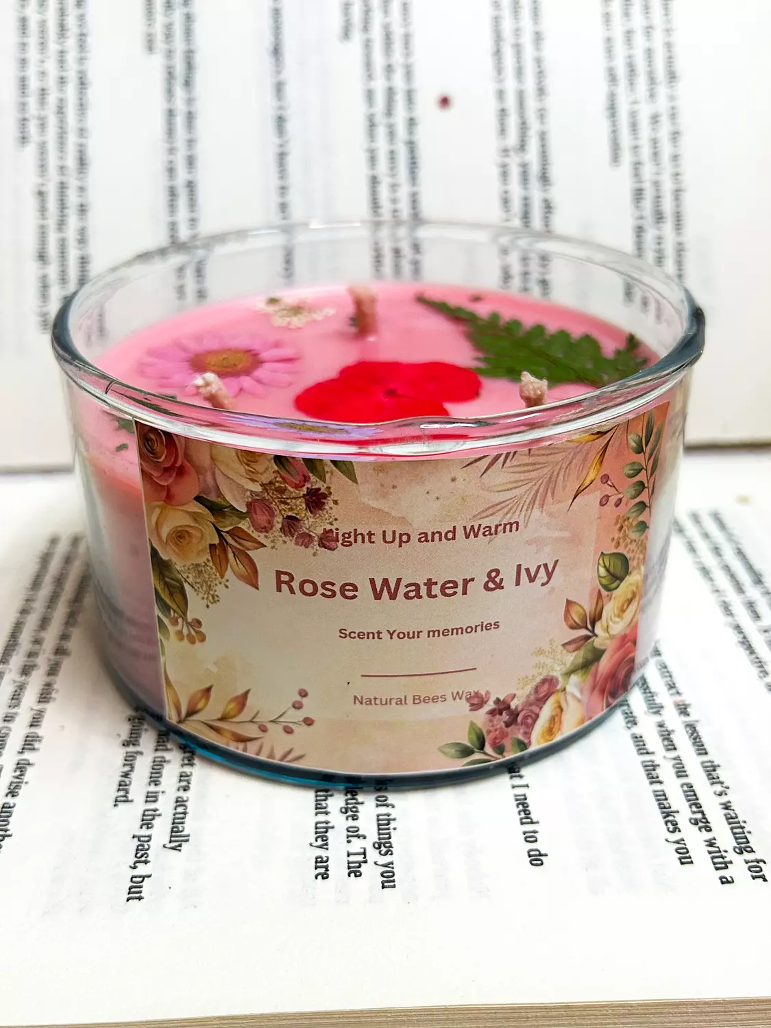 Bath and body works Medium Candle 2