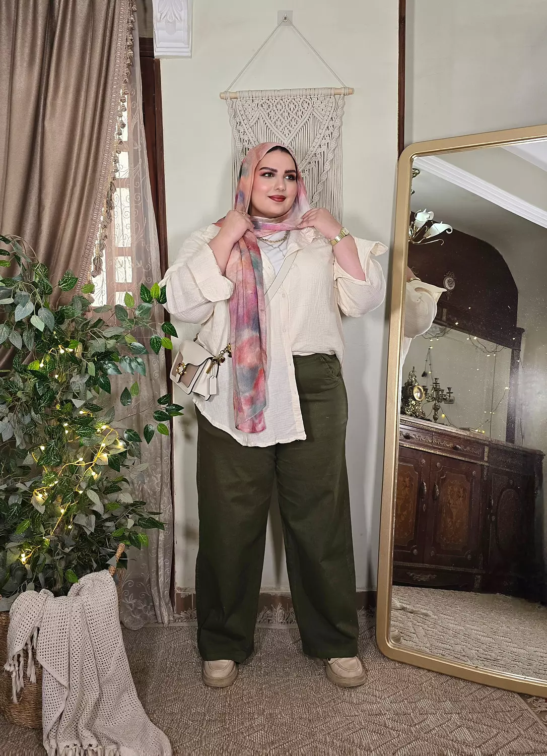 joker gabardine pants (in olive) image