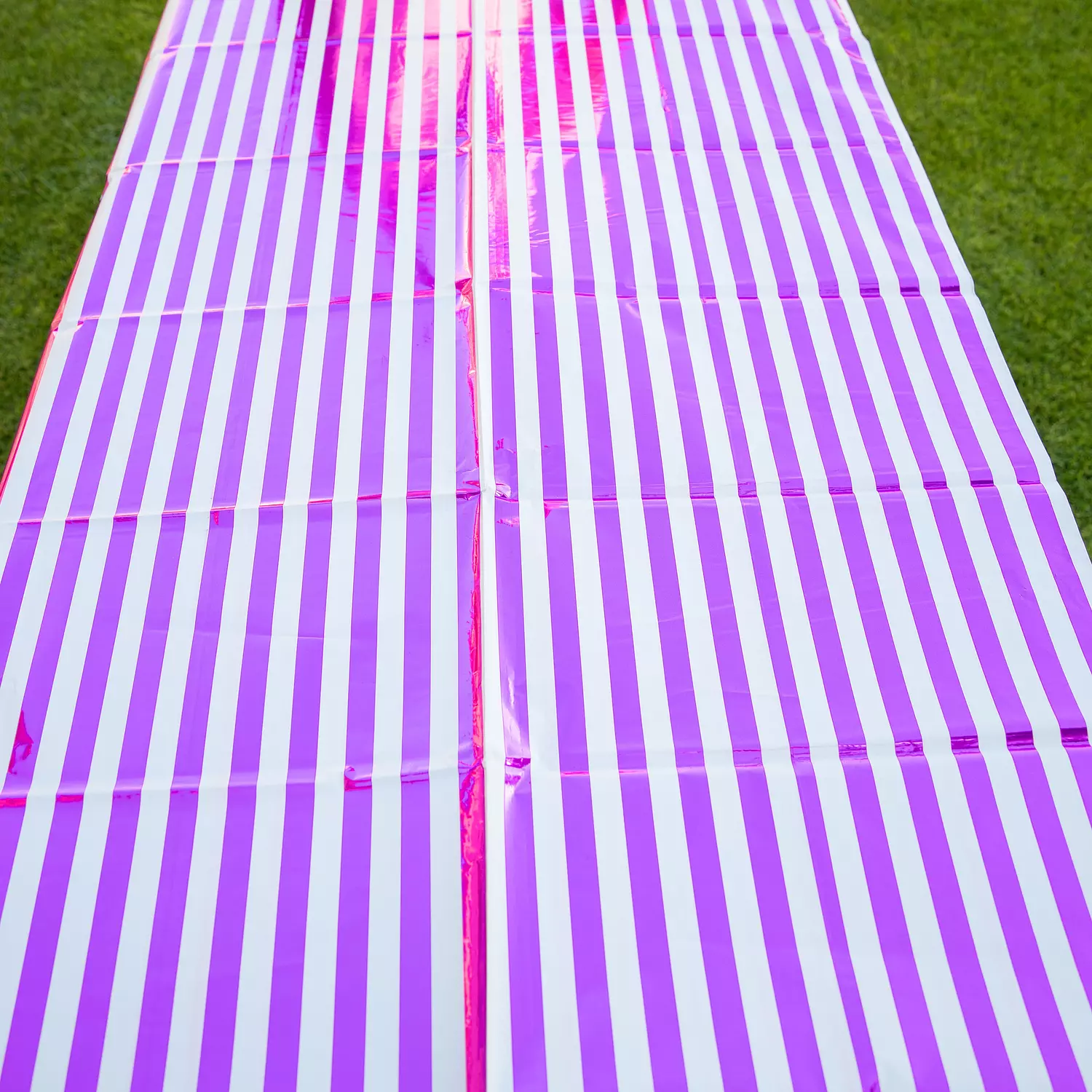 Pink Stripped Tablecloth 1