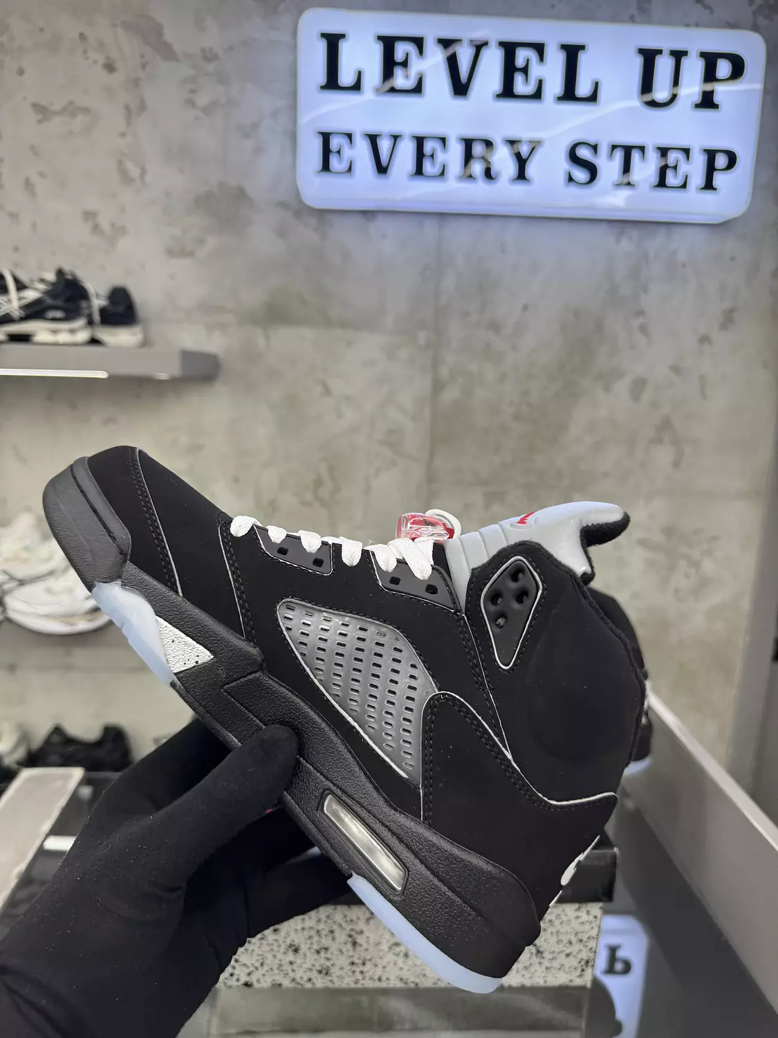 Air Joedan 5 Retro Metalic Black 3