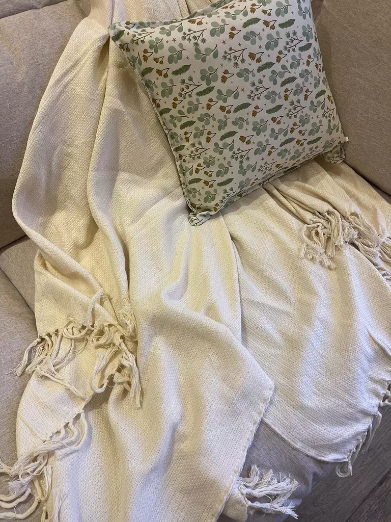 Sofa cover / Throw blanket