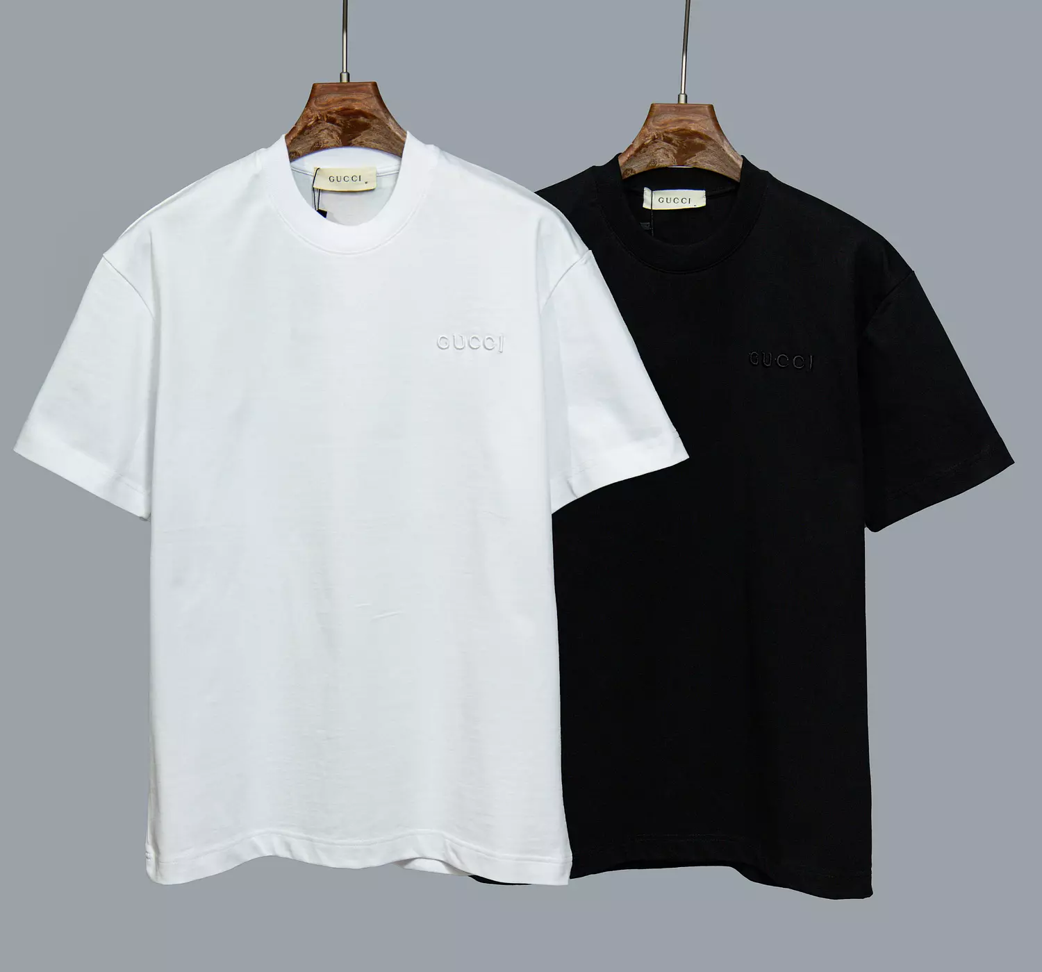 GUCCI TSHIRT \ 199700 6