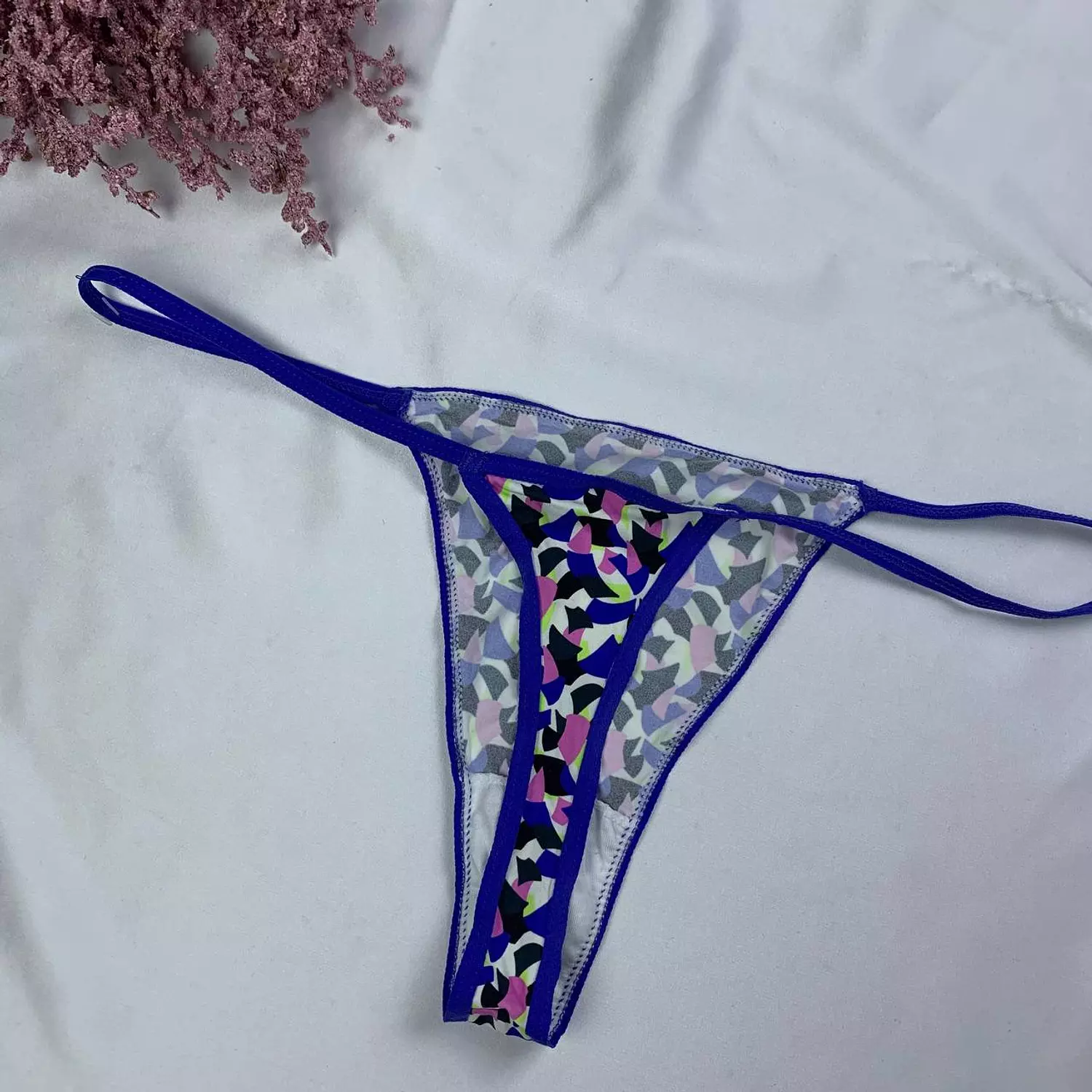 lingerie panty from primark   Size m fit l to 70:73 k   For 65 hover image