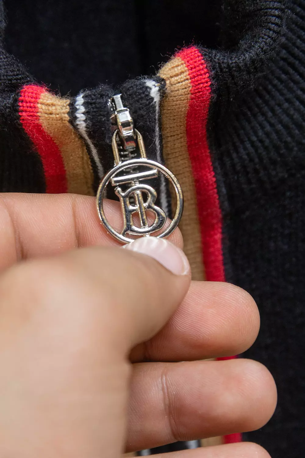 BURBERRY FULL ZIPPER PULLOVER / 1549 hover image