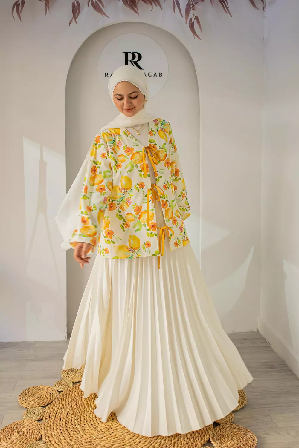 Lemon blouse 1