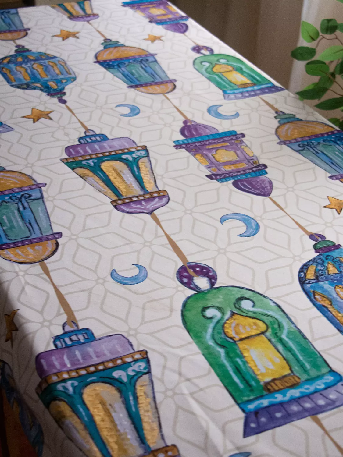 Fawanes Tablecover  2