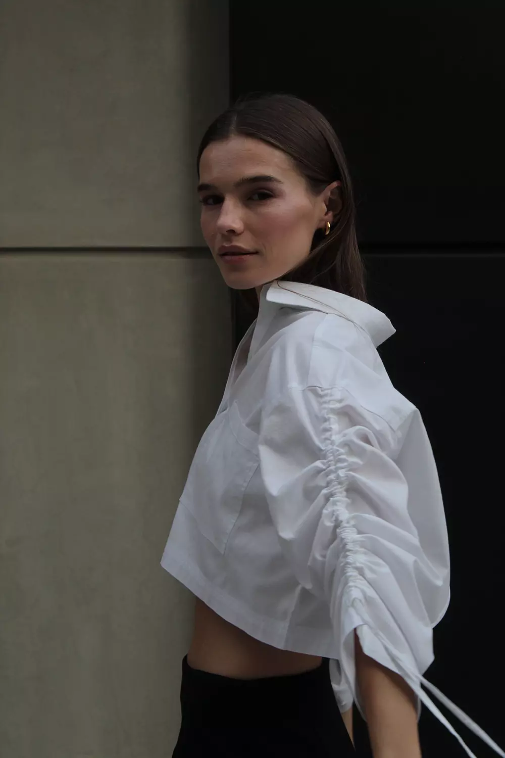 The cropped poplin shirt  1