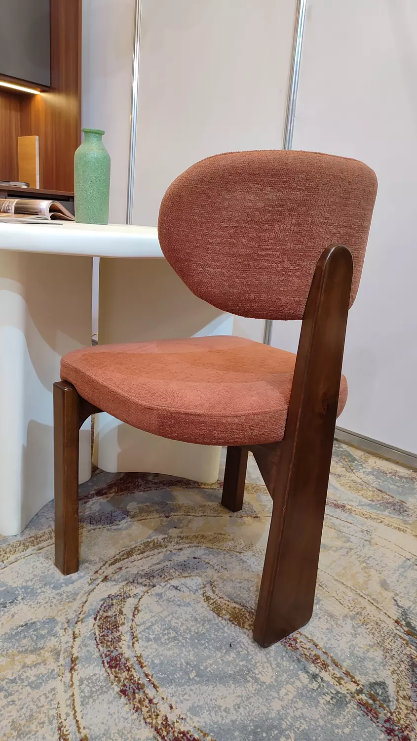 3 legs chair hover image