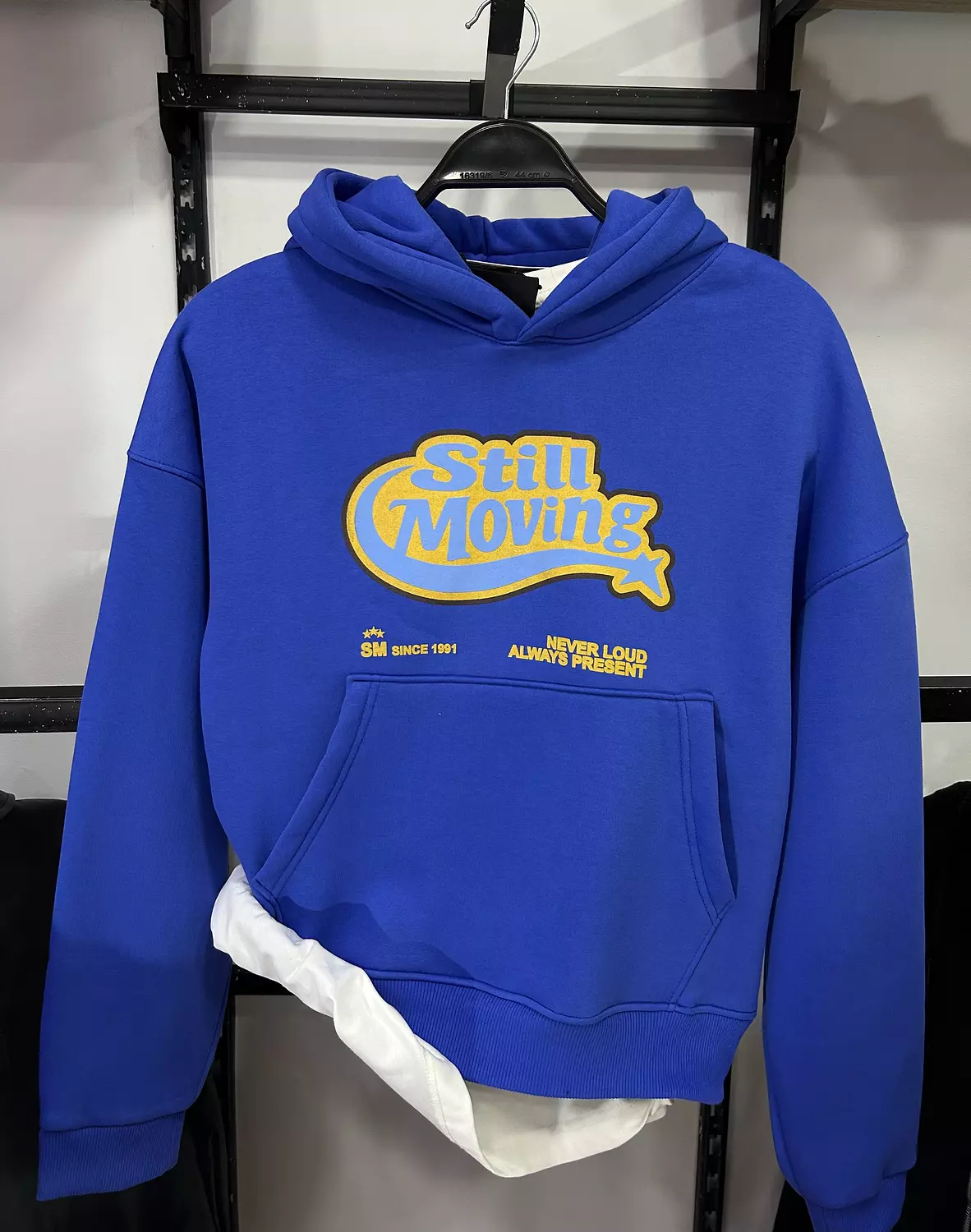 BERSHKA STILL MOVING HOODIE  5