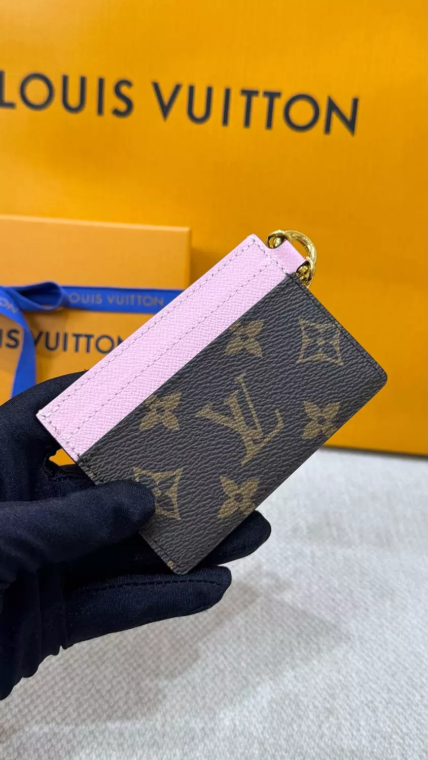Lv card holder image