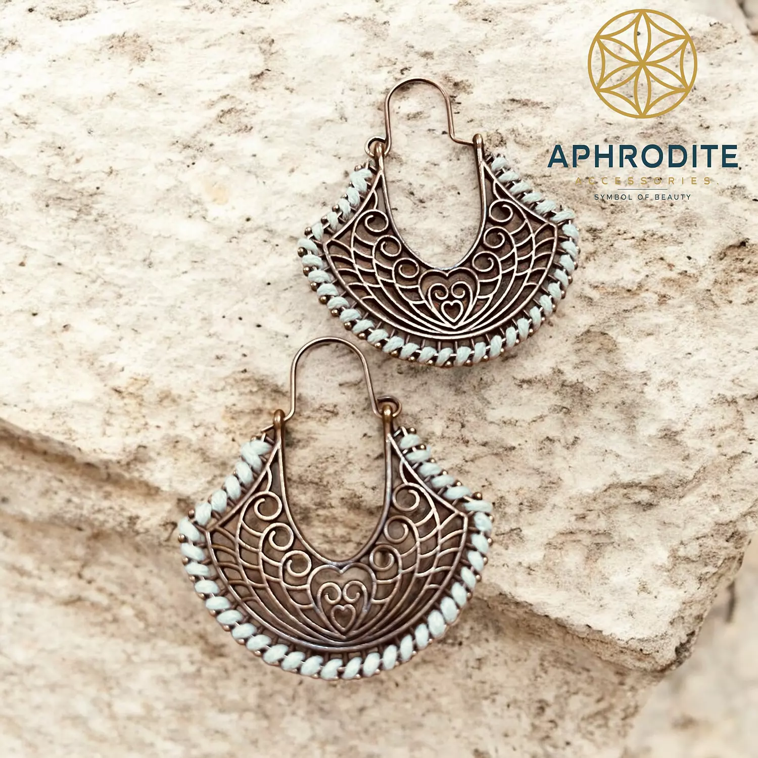 Vela Boheme Earrings  hover image