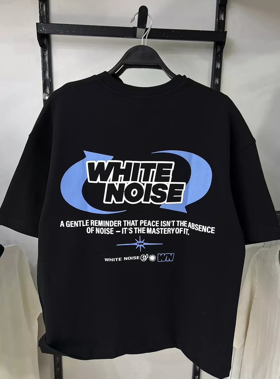 BERSHKA WHITE NOISE T-SHIRT   7