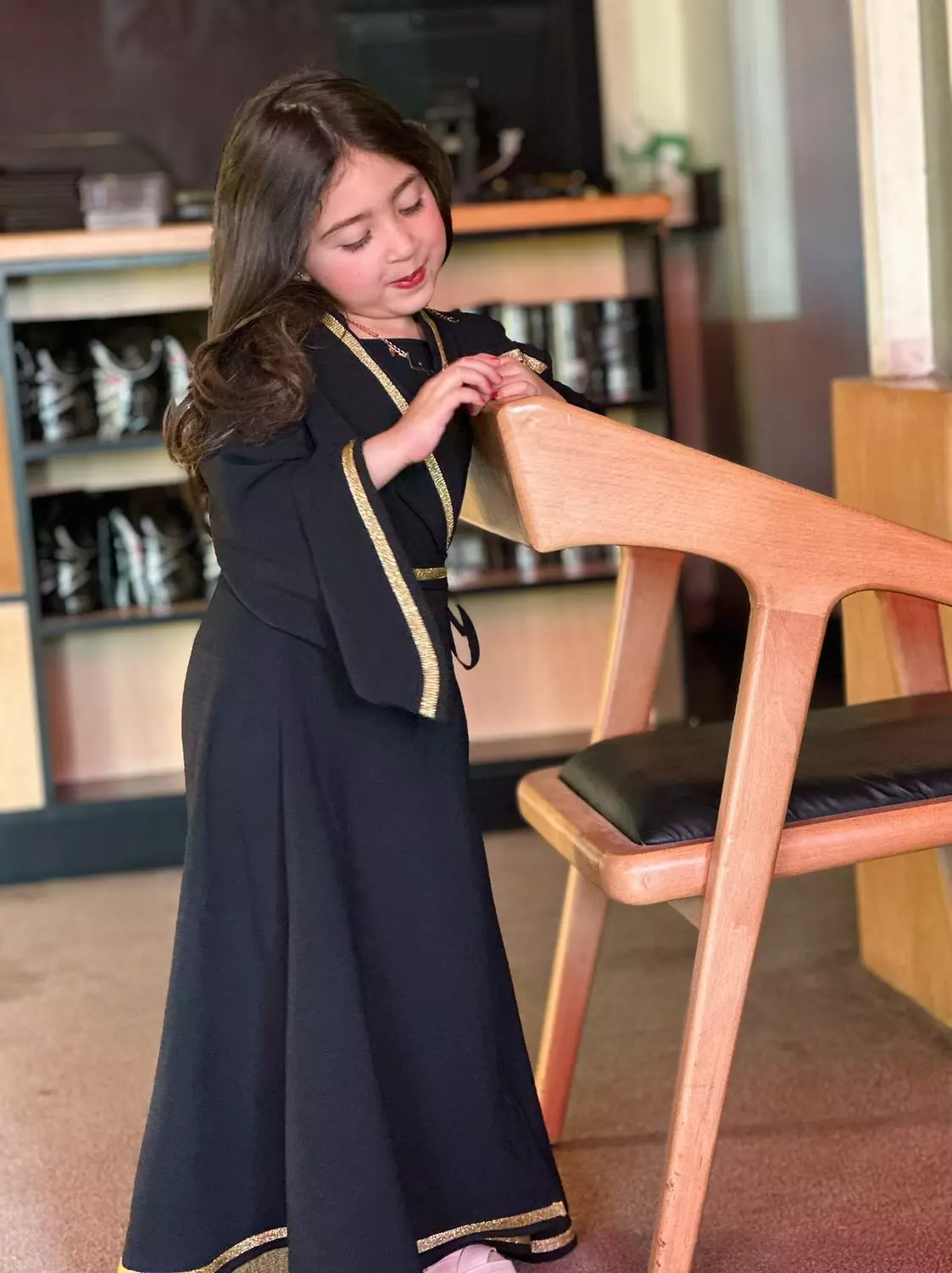 Black Abaya hover image