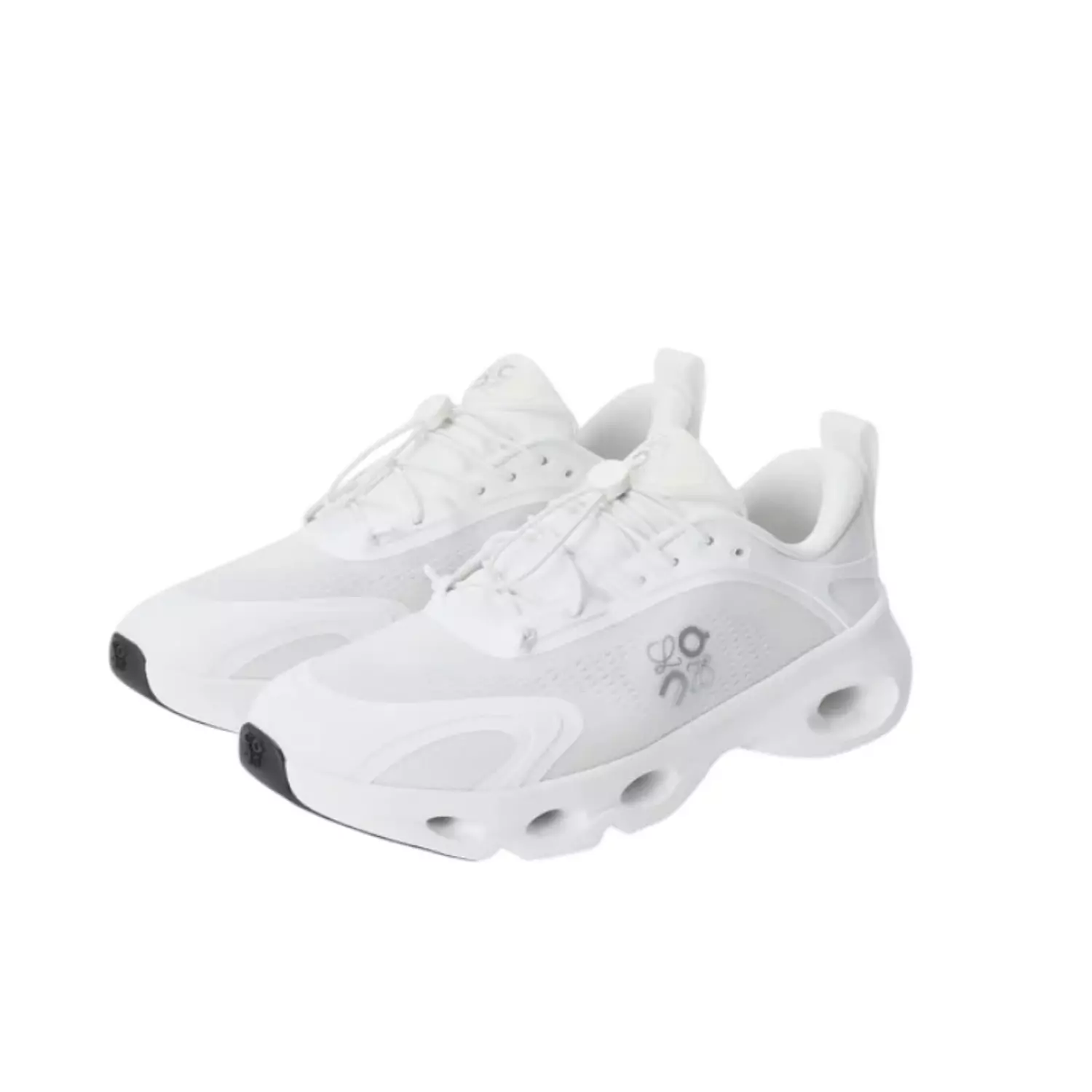 On Running Cloudsolo LOEWE White Light Grey 2