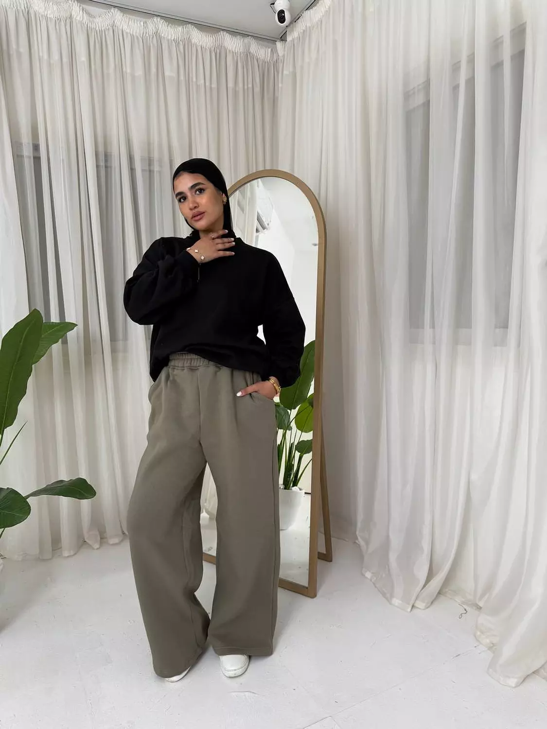 Wide leg sweatpants  1