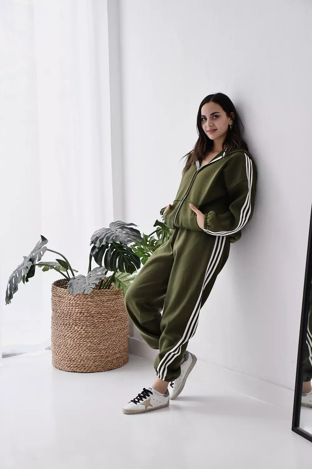 Olive tracking suit  5